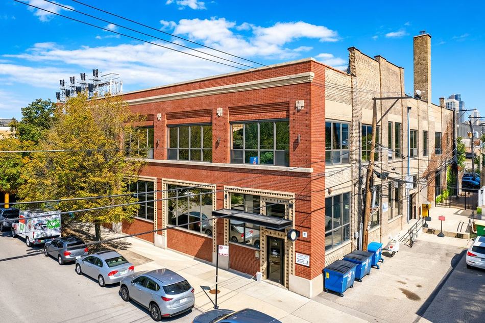 413 N Carpenter Street