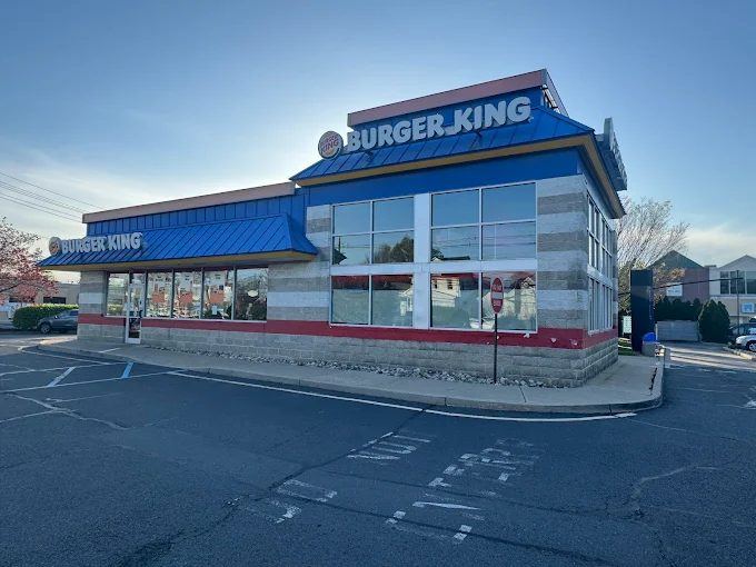 963 Livingston Plaza